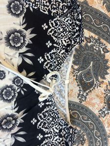 Black &amp; White Print Top