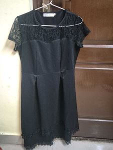 Chic Black Lace Dress