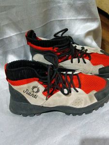 Sneaker