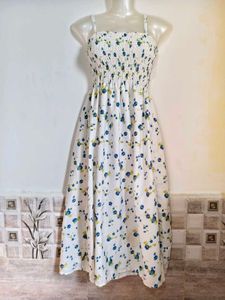 🔥 BUY 1, GET 1 FREE🔥Floral Smocked Midi Dress