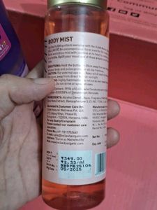 plum 🎑 moonkiss3d body mist and Bella vita