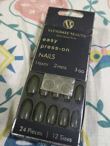 stick on nails