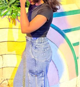 Black Cropped T-Shirt