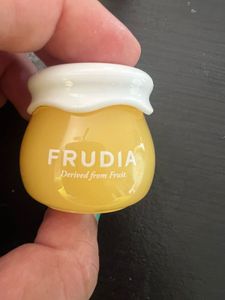 new Frudia Citrus Brightening Cream