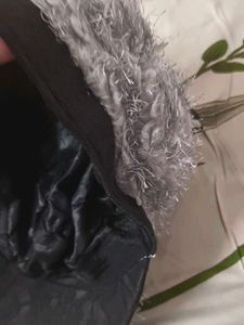 Fuzzy Gray Hair Cap with Bow 🧢