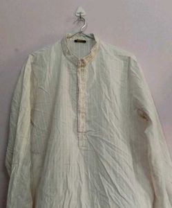 Elegant Men's White Kurta