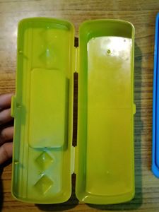 🆕NEW 3 Lunch Boxes + Pencil Box Combo Set