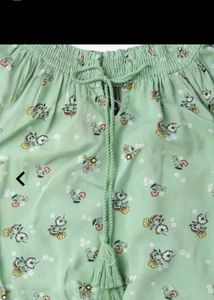 Girl's top