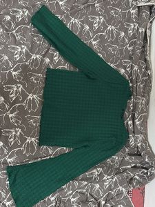 Green Textured mess Long Sleeve Top