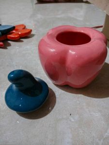 Cute Pink shimla shape ceremic jaar.