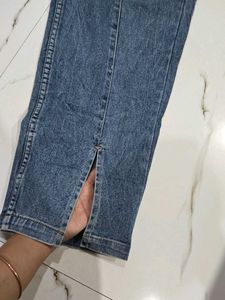 Modern Cut Blue Denim Jeans | Chic &amp; Comfortable