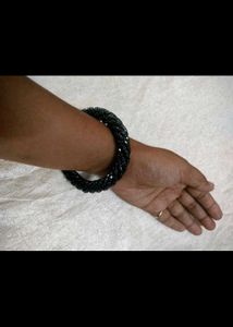 Sparkling Black Beaded Bracelet
