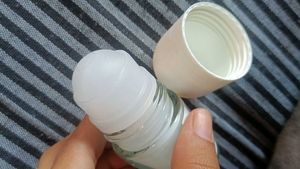 Nivea Natural Glow Smooth Skin Roll-On