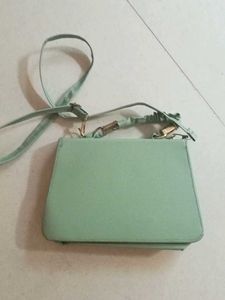 Chic Mint Green Handbag