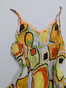 Vintage Y2K Abstract Geo-Print Pelum Top