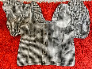 Gingham Frill Sleeve And Back Stretching Crop Top
