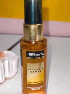TRESemme Ultimate Gloss Hair Serum
