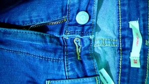 🔹Levi's Blue Denim Jeans👖