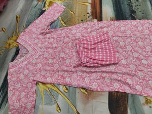 Elegant Pink Kurta Set