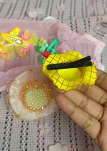 Cute pookie Hair Clips 🎀