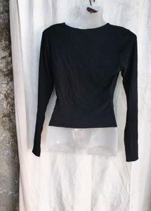 Chic Black Ruched Long Sleeve Top