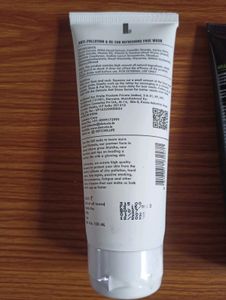 Detoxie Facewash