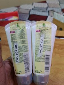 Lotus herbals face wash
