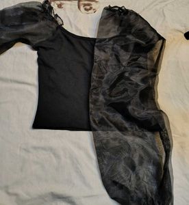 Ballon sleeve Edgy Crop Top