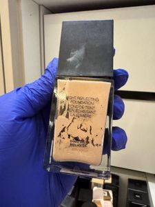 NARS Foundation Bottle - SALZBURG Used (5-10%)