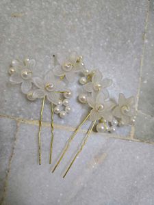 Floral Pearl Hair Pins Set