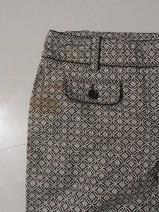 Brown Patterned "ANN TAYLOR" Capris