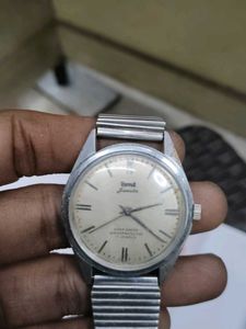 Vintage Analog Watches - Set of 3