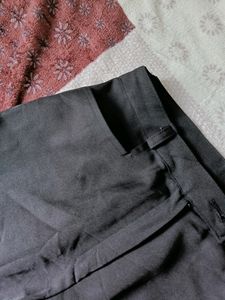 WOMEN WHITE&amp;BLACK TROUSERS