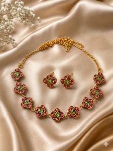 Handmade Elegant Floral Necklace with earring stud