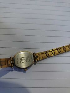 Elegant Gold Tone Women's Watch