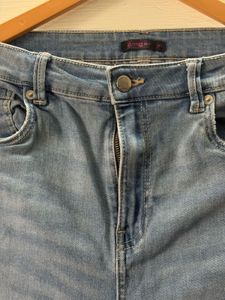 Stylish Ripped Blue Denim Jeans