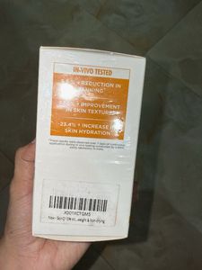 SKINQ 15% Vitamin C Glow Serum