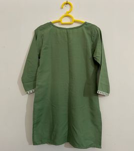 Chikankari Embroidered Kurta