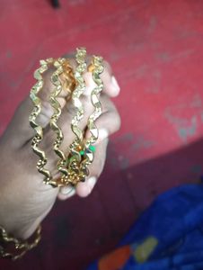 Trending Bangles