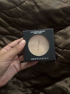 MAC Extra Dimension Skinfinish