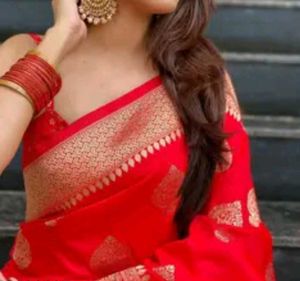 Elegant Red Banarasi Silk Saree🥰😍🤩❤️