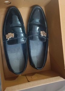 Men's Shiny Black Loafers