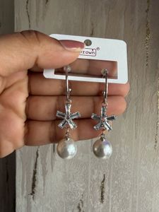 Elegant Pearl &amp; Crystal Drop Earrings