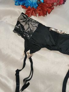 Elegant Black Lace Garter Belt