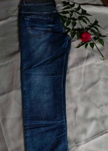 It's Very Nice Boyfriend Feeting Denim Jeans...