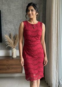 Elegant Red Lace Dress