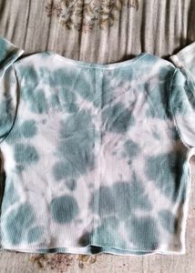 Tie-Dye Long Sleeve Crop Top