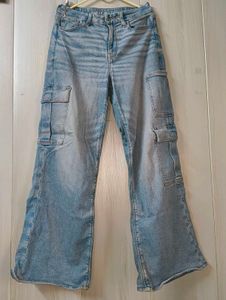 American Eagle Light Wash Wide Leg Cargo Jeans