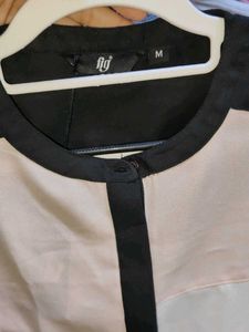 Chic Colorblock Long Sleeve Top