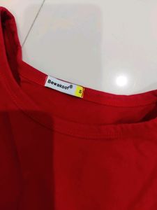 Bewakoof Red Tshirt For Women